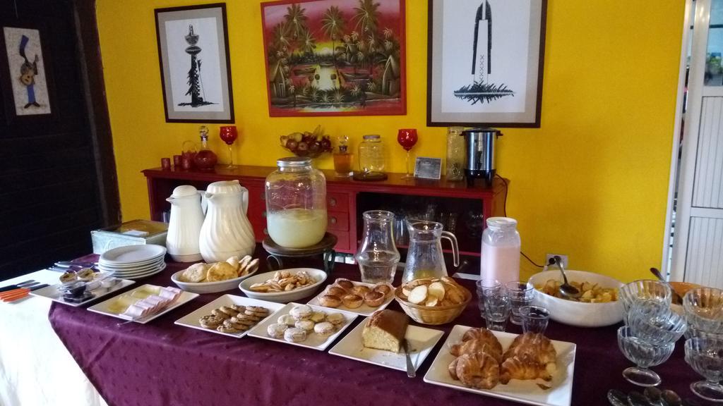 Avia Terai Las Curiosas酒店 外观 照片